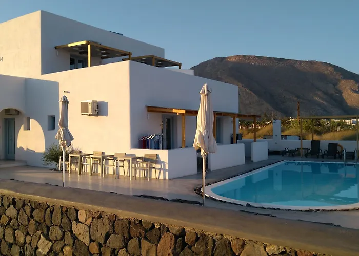 Daylight 3* Perissa (Santorini)