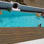 Daylight Otel Perissa (Santorini)