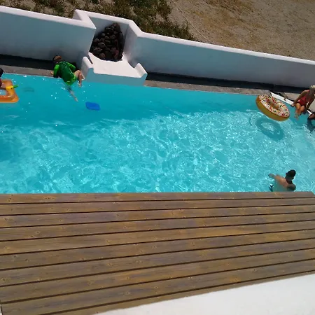 Daylight Otel Perissa (Santorini)