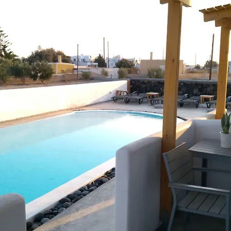 Daylight 3* Perissa (Santorini)