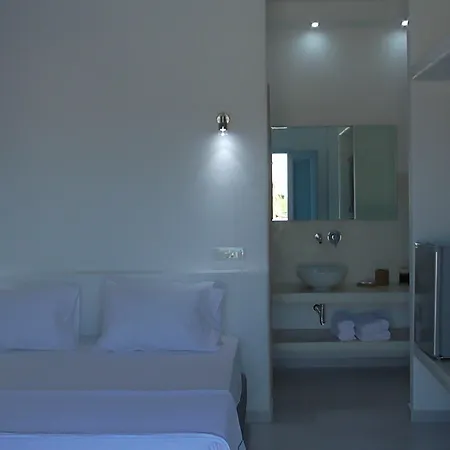 Daylight 3* Perissa (Santorini)