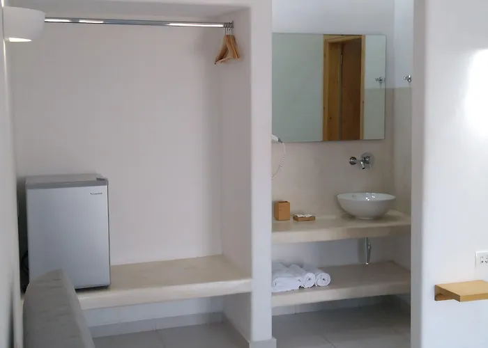 Hotel Daylight Períssa